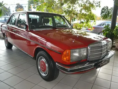 Usata Mercedes E280 185 CV (136 kW) 1981 Rosso Berlina