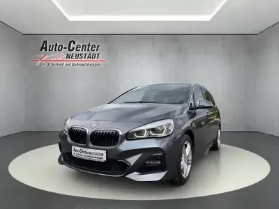 Gebraucht BMW 220 Gran Tourer M Sport 178 PS (130 kW) 2022 Grau Van / Kleinbus