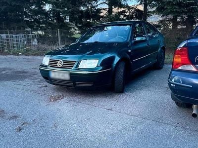 Usata VW Bora 2007 Nero Utilitaria