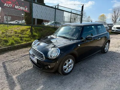 Begagnad Mini ONE 75 HK (55 kW) 2013 Svart Halvkombi