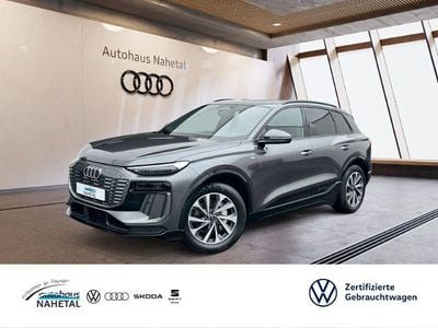 Gebraucht Audi Q6 e-tron S-Line 225 kW (306 PS) 2026 Daytonagrau perleffekt SUV