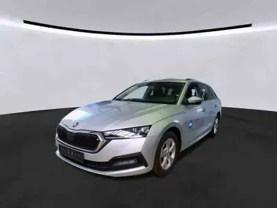 Gebraucht Skoda Octavia Ambition 116 PS (85 kW) 2022 Brilliant silver metallic Kombi