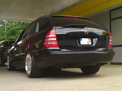 Gebraucht Mercedes C220 Avantgarde 150 PS (110 kW) 2005 Schwarz Kombi