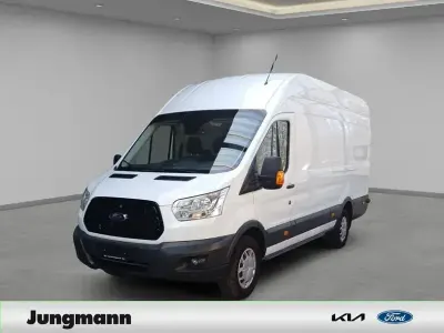 Gebraucht Ford Transit Trend 170 PS (125 kW) 2019 Frozen white Van