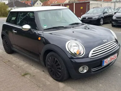 Gebraucht Mini Cooper 120 PS (88 kW) 2007 Astro black metallic Kleinwagen