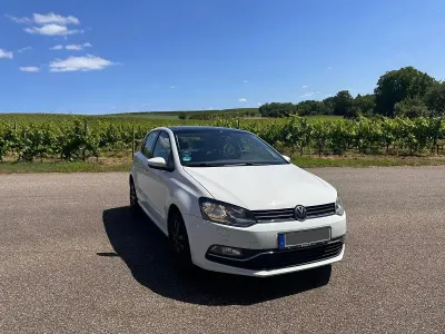 Gebraucht VW Polo Comfortline 75 PS (55 kW) 2016 Weiß Kleinwagen