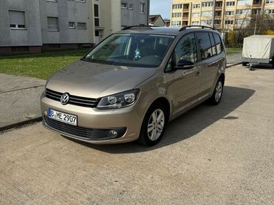 gebraucht VW Touran 2.0 TDI DSG 7-Sitzer Standheizung Kamera Panorama