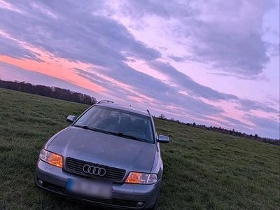 Gebraucht Audi A4 115 PS (84 kW) 2003 Grau Kombi