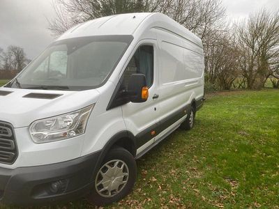 Weiß Gebraucht 2016 Ford Transit Limousine | 15.500 €