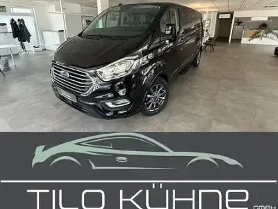 Gebraucht Ford Tourneo Custom Titanium 131 PS (96 kW) 2021 Schwarz Van