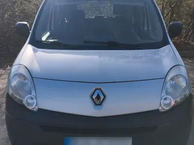 Gebraucht Renault Kangoo 106 PS (77 kW) 2008 Silber Van / Kleinbus