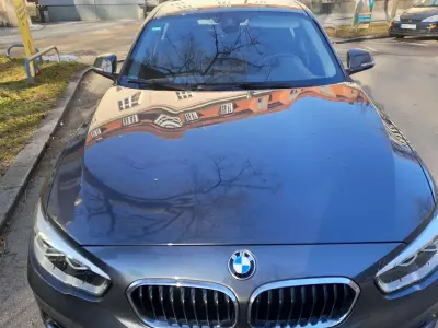 Usata BMW 118 Sport Line 150 CV (110 kW) 2019 Grigio Utilitaria