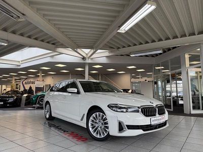 Gebraucht BMW 520 Luxury Line 190 PS (139 kW) 2023 Weiß Limousine