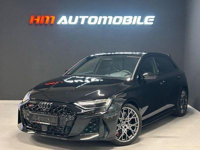 Neu Audi RS3 Sport 400 PS (294 kW) 2026 Schwarz Limousine