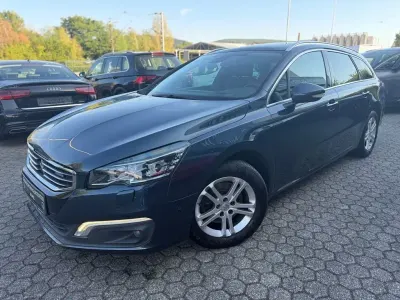 Gebraucht Peugeot 508 SW Business-Line 150 PS (110 kW) 2017 Blau Kombi
