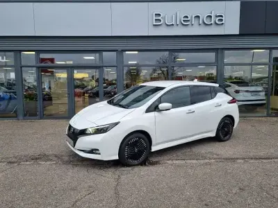 Gebraucht Nissan Leaf N-Connecta 160 kW (218 PS) 2024 Weiß Kleinwagen