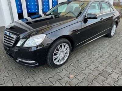 gebraucht Mercedes E200 Automatik