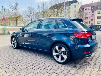 gebraucht Audi A3 Sportback 2.0 TDI S tronic quatt. design LED