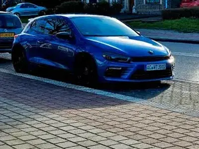 Gebraucht VW Golf VII 300 PS (220 kW) 2016 Blau Coupé