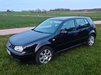 Usata VW Golf IV 101 CV (74 kW) 2003 Nero Berlina