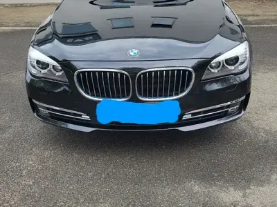 Gebraucht BMW 750 Exclusive 381 PS (280 kW) 2015 Schwarz Limousine