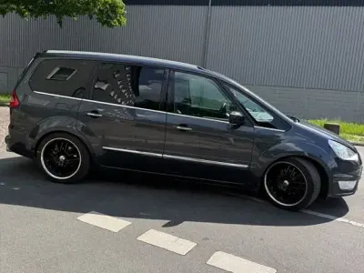 Gebraucht Ford Galaxy 175 PS (128 kW) 2010 Grau Van / Kleinbus