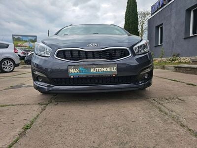 Grau Gebraucht 2016 Kia Ceed Sportswagon Edition 7 Kombi | 9.500 € (Etwas zu teuer)