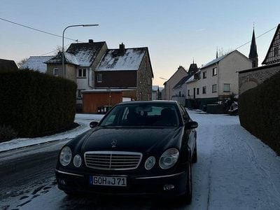 Gebraucht Mercedes E200 125 PS (91 kW) 2005 Schwarz Limousine