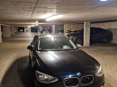 Gebraucht BMW 120 184 PS (135 kW) 2011 Schwarz Kleinwagen