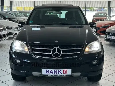 Gebraucht Mercedes ML320 224 PS (164 kW) 2006 Schwarz SUV