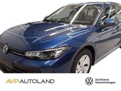 Second-hand VW Passat 150 CP (110 kW) 2025 Albastru Break