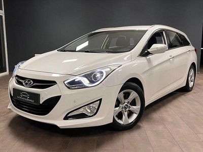 Gebraucht Hyundai i40 Edition 135 PS (99 kW) 2014 Weiß Kombi