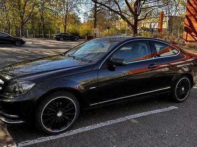 Usata Mercedes C180 156 CV (114 kW) 2011 Nero Coupé