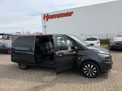Gebraucht Mercedes Vito AMG Edition 1 190 PS (139 kW) 2023 Grau Van