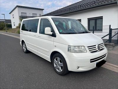 Gebraucht VW T5 United 131 PS (96 kW) 2009 Weiß Van
