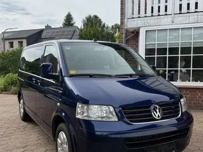 Gebraucht VW Caravelle 174 PS (127 kW) 2005 Blau Van