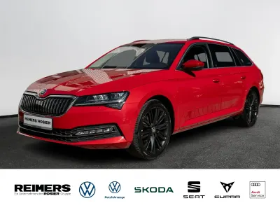 Gebraucht Skoda Superb Style 190 PS (139 kW) 2023 Rot / velvet rot Kombi