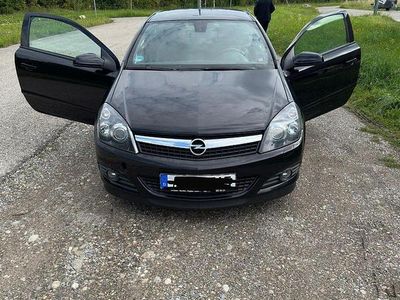 Opel Astra GTC
