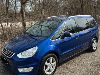 Gebraucht Ford Galaxy 163 PS (119 kW) 2014 Blau Van / Kleinbus