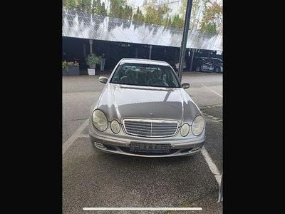 Gebraucht Mercedes E200 Classic 163 PS (119 kW) 2003 Silber Limousine