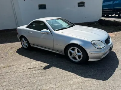 Second-hand Mercedes SLK200 163 CP (119 kW) 2000 Argintiu Cabrio