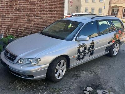 Gebraucht Opel Omega 144 PS (105 kW) 2000 Silber Kombi