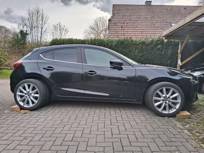 Gebraucht Mazda 3 Sports-Line 120 PS (88 kW) 2017 Schwarz Limousine