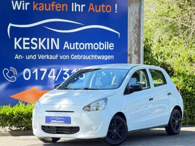 Gebraucht Mitsubishi Space Star Classic Collection 71 PS (52 kW) 2015 Weiß Kleinwagen