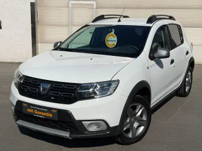 Gebraucht Dacia Sandero Prestige 90 PS (66 kW) 2019 Weiß Limousine