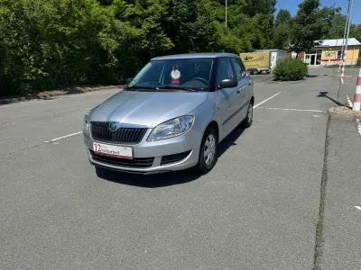 Gebraucht Skoda Fabia Special 60 PS (44 kW) 2010 Silber Limousine