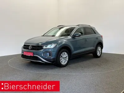 Gebraucht VW T-Roc Life 110 PS (80 kW) 2022 Blau SUV