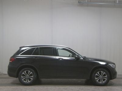 Mercedes GLC220