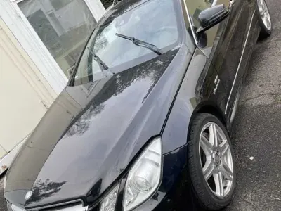 Gebraucht Mercedes E500 408 PS (300 kW) 2011 Schwarz Coupé