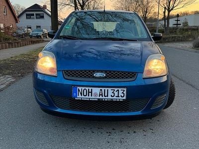 Blau Gebraucht 2007 Ford Fiesta Limousine | 750 €